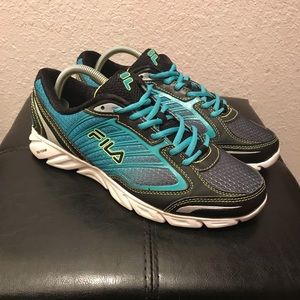 Fila DLS Foam Running Shos
